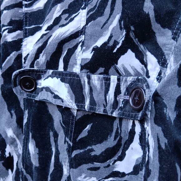 C Concept black white and gray abstract women's coat size 4 - Picture 9 of 10